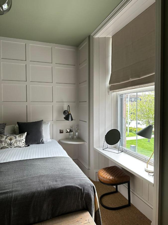 Rooms Above Sugar Boat هيلينسبورغ المظهر الخارجي الصورة