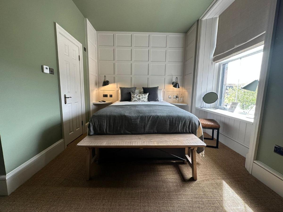 Rooms Above Sugar Boat هيلينسبورغ المظهر الخارجي الصورة